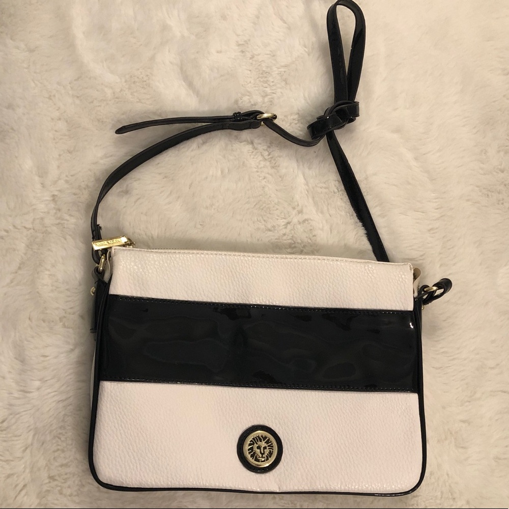NWOT Anne Klein crossbody